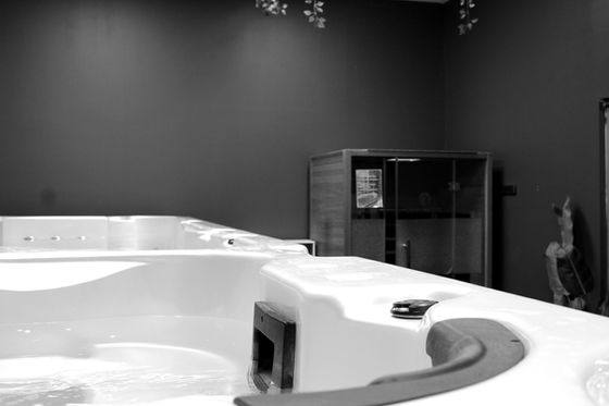 The Ultra Fitness recovery room